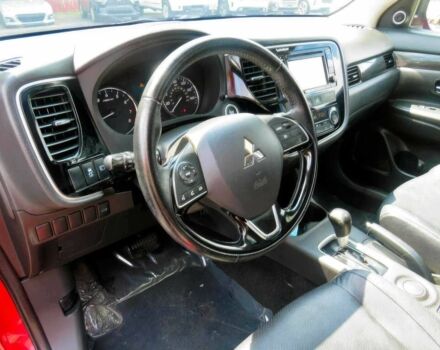 Червоний Міцубісі Аутлендер, об'ємом двигуна 2.4 л та пробігом 71 тис. км за 10800 $, фото 8 на Automoto.ua