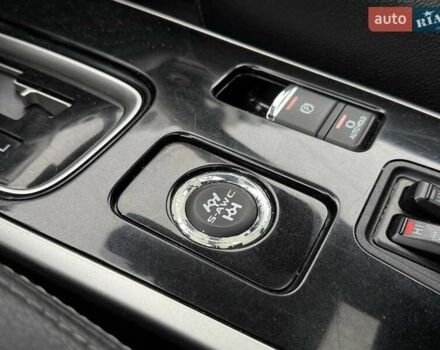 Міцубісі Аутлендер 2016 у Києві на Automoto.ua Червоний Міцубісі Аутлендер, об'ємом двигуна 2.36 л та пробігом 130 тис. км за 17490 $, фото 33 на Automoto.ua