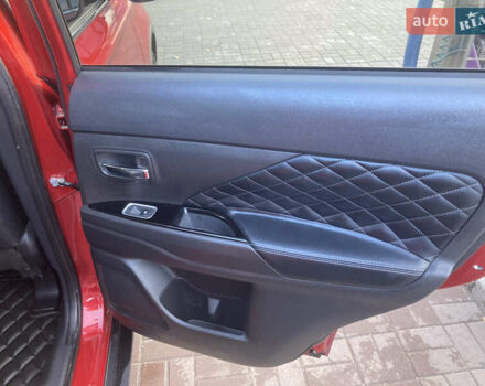 Міцубісі Аутлендер 2018 у Дніпро (Дніпропетровську) на Automoto.ua Червоний Міцубісі Аутлендер, об'ємом двигуна 2.36 л та пробігом 68 тис. км за 18500 $, фото 21 на Automoto.ua