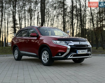 Красный Мицубиси Аутлендер, объемом двигателя 2 л и пробегом 85 тыс. км за 18900 $, фото 6 на Automoto.ua