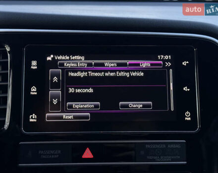 Красный Мицубиси Аутлендер, объемом двигателя 2 л и пробегом 85 тыс. км за 18900 $, фото 102 на Automoto.ua