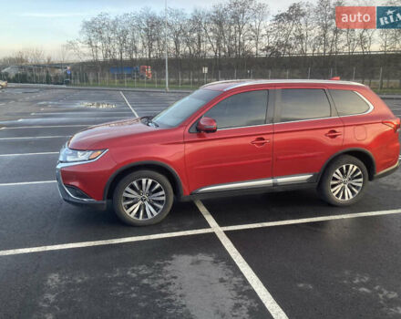 Міцубісі Аутлендер 2018 у Дніпро (Дніпропетровську) на Automoto.ua Червоний Міцубісі Аутлендер, об'ємом двигуна 2.36 л та пробігом 68 тис. км за 18500 $, фото 1 на Automoto.ua