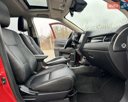 Красный Мицубиси Аутлендер, объемом двигателя 2.2 л и пробегом 118 тыс. км за 20999 $, фото 54 на Automoto.ua