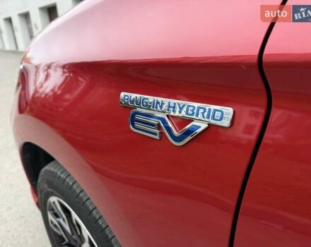 Красный Мицубиси Аутлендер, объемом двигателя 2 л и пробегом 176 тыс. км за 18900 $, фото 31 на Automoto.ua