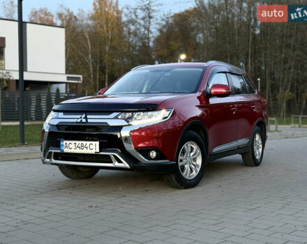 Красный Мицубиси Аутлендер, объемом двигателя 2 л и пробегом 85 тыс. км за 18900 $, фото 65 на Automoto.ua
