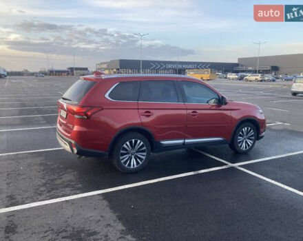 Міцубісі Аутлендер 2018 у Дніпро (Дніпропетровську) на Automoto.ua Червоний Міцубісі Аутлендер, об'ємом двигуна 2.36 л та пробігом 68 тис. км за 18500 $, фото 7 на Automoto.ua
