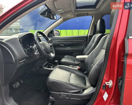 Красный Мицубиси Аутлендер, объемом двигателя 2.2 л и пробегом 118 тыс. км за 20999 $, фото 31 на Automoto.ua