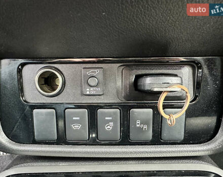 Красный Мицубиси Аутлендер, объемом двигателя 2.2 л и пробегом 118 тыс. км за 20999 $, фото 45 на Automoto.ua