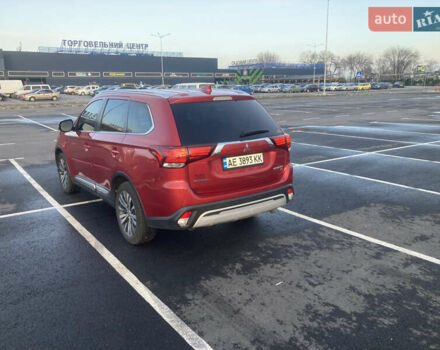 Міцубісі Аутлендер 2018 у Дніпро (Дніпропетровську) на Automoto.ua Червоний Міцубісі Аутлендер, об'ємом двигуна 2.36 л та пробігом 68 тис. км за 18500 $, фото 4 на Automoto.ua