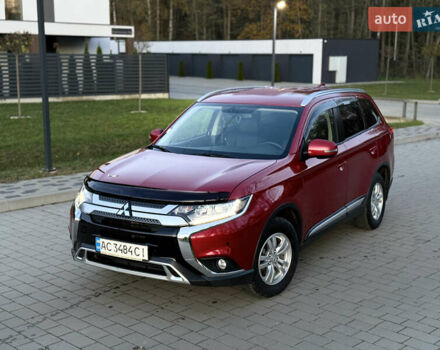 Красный Мицубиси Аутлендер, объемом двигателя 2 л и пробегом 85 тыс. км за 18900 $, фото 64 на Automoto.ua