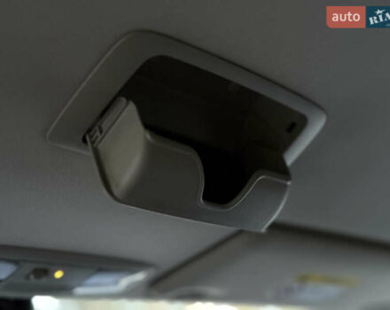 Красный Мицубиси Аутлендер, объемом двигателя 2 л и пробегом 85 тыс. км за 18900 $, фото 46 на Automoto.ua