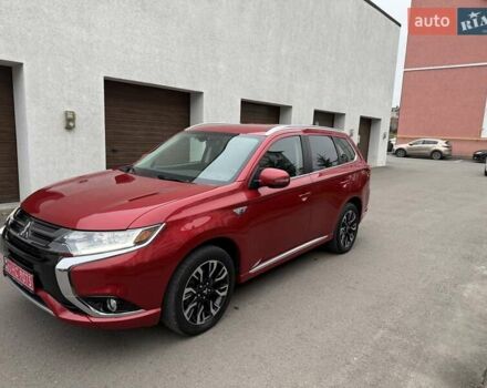 Красный Мицубиси Аутлендер, объемом двигателя 2 л и пробегом 176 тыс. км за 18900 $, фото 8 на Automoto.ua