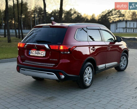 Красный Мицубиси Аутлендер, объемом двигателя 2 л и пробегом 85 тыс. км за 18900 $, фото 66 на Automoto.ua