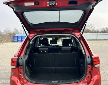 Красный Мицубиси Аутлендер, объемом двигателя 2.2 л и пробегом 118 тыс. км за 20999 $, фото 28 на Automoto.ua