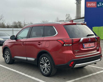 Красный Мицубиси Аутлендер, объемом двигателя 2.2 л и пробегом 118 тыс. км за 20999 $, фото 6 на Automoto.ua