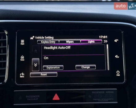 Красный Мицубиси Аутлендер, объемом двигателя 2 л и пробегом 85 тыс. км за 18900 $, фото 100 на Automoto.ua