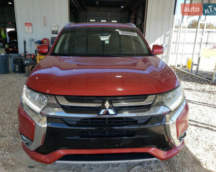 Красный Мицубиси Аутлендер, объемом двигателя 2 л и пробегом 226 тыс. км за 12500 $, фото 4 на Automoto.ua