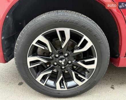 Красный Мицубиси Аутлендер, объемом двигателя 2 л и пробегом 176 тыс. км за 18900 $, фото 24 на Automoto.ua