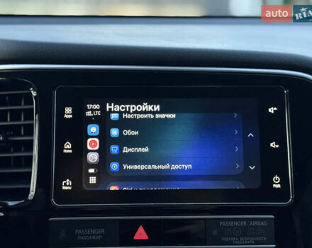 Красный Мицубиси Аутлендер, объемом двигателя 2 л и пробегом 85 тыс. км за 18900 $, фото 88 на Automoto.ua