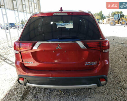 Красный Мицубиси Аутлендер, объемом двигателя 2 л и пробегом 226 тыс. км за 12500 $, фото 5 на Automoto.ua