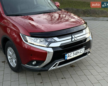 Красный Мицубиси Аутлендер, объемом двигателя 2 л и пробегом 85 тыс. км за 18900 $, фото 7 на Automoto.ua