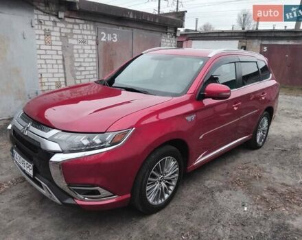 Красный Мицубиси Аутлендер, объемом двигателя 2 л и пробегом 53 тыс. км за 22800 $, фото 7 на Automoto.ua