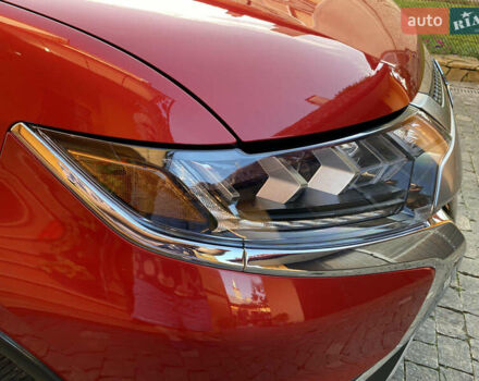 Красный Мицубиси Аутлендер, объемом двигателя 3 л и пробегом 106 тыс. км за 20700 $, фото 16 на Automoto.ua