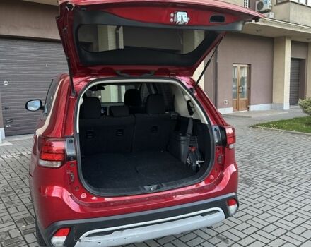 Мицубиси Аутлендер 2019 в Ужгороде на Automoto.ua Красный Мицубиси Аутлендер, объемом двигателя 2.4 л и пробегом 90 тыс. км за 12500 $, фото 4 на Automoto.ua