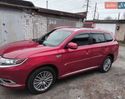 Красный Мицубиси Аутлендер, объемом двигателя 2 л и пробегом 53 тыс. км за 22800 $, фото 8 на Automoto.ua
