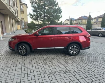 Мицубиси Аутлендер 2019 в Ужгороде на Automoto.ua Красный Мицубиси Аутлендер, объемом двигателя 2.4 л и пробегом 90 тыс. км за 12500 $, фото 5 на Automoto.ua