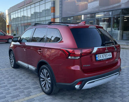 Красный Мицубиси Аутлендер, объемом двигателя 2.36 л и пробегом 100 тыс. км за 16500 $, фото 4 на Automoto.ua