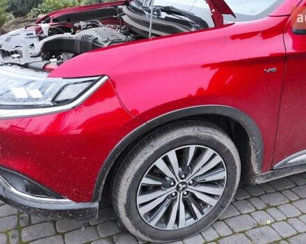 Червоний Міцубісі Аутлендер, об'ємом двигуна 3 л та пробігом 127 тис. км за 28500 $, фото 32 на Automoto.ua