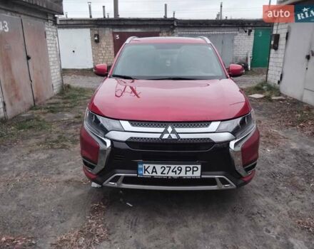 Красный Мицубиси Аутлендер, объемом двигателя 2 л и пробегом 53 тыс. км за 22800 $, фото 4 на Automoto.ua