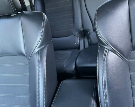 Красный Мицубиси Аутлендер, объемом двигателя 2.36 л и пробегом 100 тыс. км за 16500 $, фото 27 на Automoto.ua