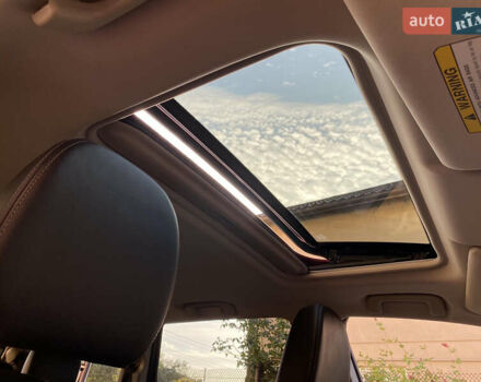 Красный Мицубиси Аутлендер, объемом двигателя 3 л и пробегом 106 тыс. км за 20700 $, фото 48 на Automoto.ua