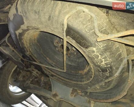 Красный Мицубиси Аутлендер, объемом двигателя 2.36 л и пробегом 110 тыс. км за 19000 $, фото 44 на Automoto.ua