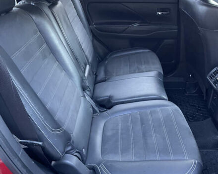 Красный Мицубиси Аутлендер, объемом двигателя 2.36 л и пробегом 100 тыс. км за 16500 $, фото 16 на Automoto.ua