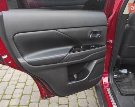 Червоний Міцубісі Аутлендер, об'ємом двигуна 3 л та пробігом 127 тис. км за 28500 $, фото 14 на Automoto.ua