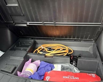 Красный Мицубиси Аутлендер, объемом двигателя 2.36 л и пробегом 27 тыс. км за 29000 $, фото 15 на Automoto.ua