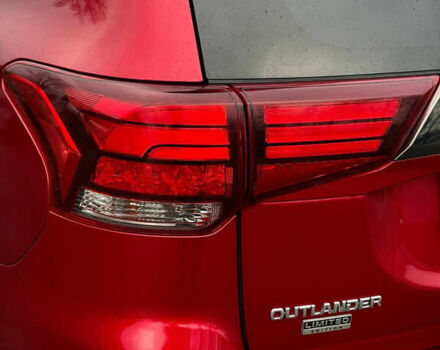 Червоний Міцубісі Аутлендер, об'ємом двигуна 3 л та пробігом 69 тис. км за 19000 $, фото 11 на Automoto.ua