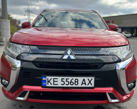 Красный Мицубиси Аутлендер, объемом двигателя 2.36 л и пробегом 94 тыс. км за 26000 $, фото 10 на Automoto.ua