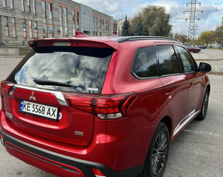 Красный Мицубиси Аутлендер, объемом двигателя 2.36 л и пробегом 94 тыс. км за 26000 $, фото 4 на Automoto.ua