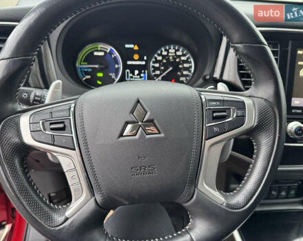 Красный Мицубиси Аутлендер, объемом двигателя 2.36 л и пробегом 65 тыс. км за 23800 $, фото 24 на Automoto.ua