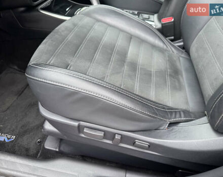 Красный Мицубиси Аутлендер, объемом двигателя 2.36 л и пробегом 65 тыс. км за 23800 $, фото 11 на Automoto.ua