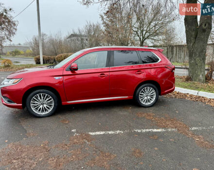 Красный Мицубиси Аутлендер, объемом двигателя 2.36 л и пробегом 65 тыс. км за 23800 $, фото 29 на Automoto.ua