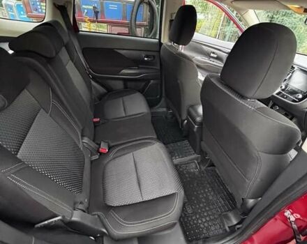 Красный Мицубиси Аутлендер, объемом двигателя 2 л и пробегом 38 тыс. км за 23000 $, фото 6 на Automoto.ua