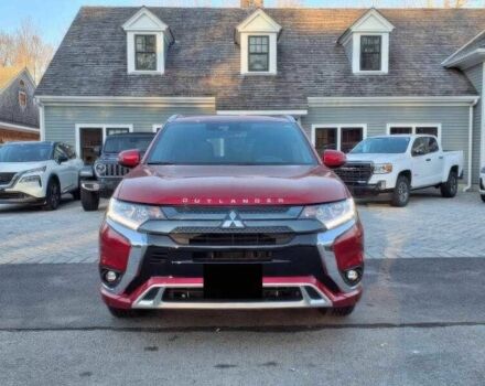 Червоний Міцубісі Аутлендер, об'ємом двигуна 2.4 л та пробігом 45 тис. км за 18500 $, фото 1 на Automoto.ua