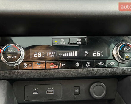 Красный Мицубиси Аутлендер, объемом двигателя 2.49 л и пробегом 121 тыс. км за 27300 $, фото 16 на Automoto.ua