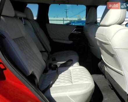 Червоний Міцубісі Аутлендер, об'ємом двигуна 2.49 л та пробігом 38 тис. км за 7100 $, фото 10 на Automoto.ua