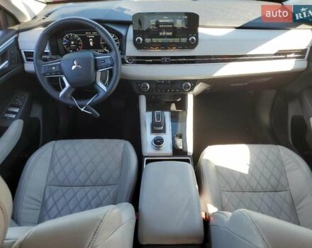 Червоний Міцубісі Аутлендер, об'ємом двигуна 2.49 л та пробігом 38 тис. км за 7100 $, фото 7 на Automoto.ua